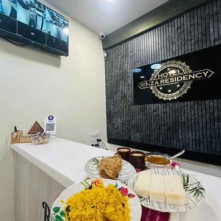 Hotel Rinza Residency ムンバイ エクステリア 写真
